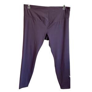The Nike One‎ Women’s 1X Plus Size Tight Fit Purple Cropped Leggings Athletic